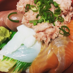 海鮮丼