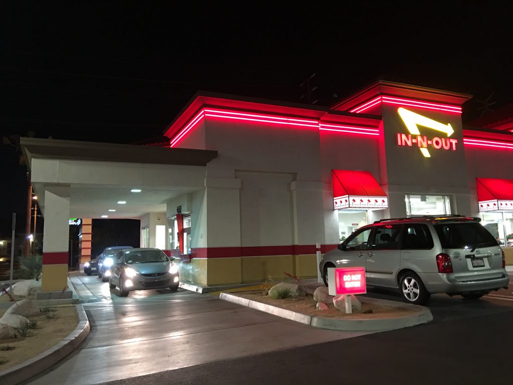 ロサンゼルス In-N-Out Burger(インアンドアウトバーガー)2