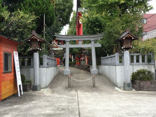 京浜伏見稲荷神社,武蔵小杉,アクセス,狐