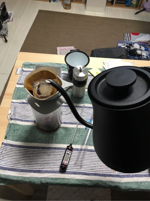 バルミューダ,電気ケトル,BALMUDA the Pod,コーヒー,ブルーボトルコーヒー,coffee