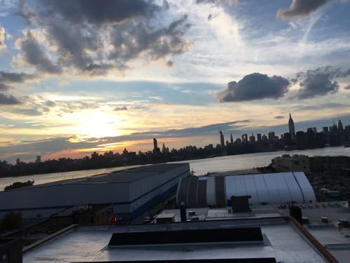 Wythe Hotel,ワイスホテル,The Ides,ニューヨーク,マンハッタン,夜景,ブルックリン,ウィリアムズバーグ