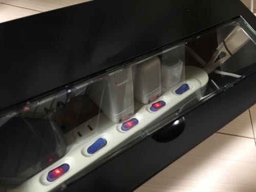 コンセント収納,配線隠し,部屋,グッズ,新生活