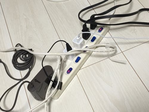 コンセント収納,配線隠し,部屋,グッズ,新生活,テーブルタップボックス