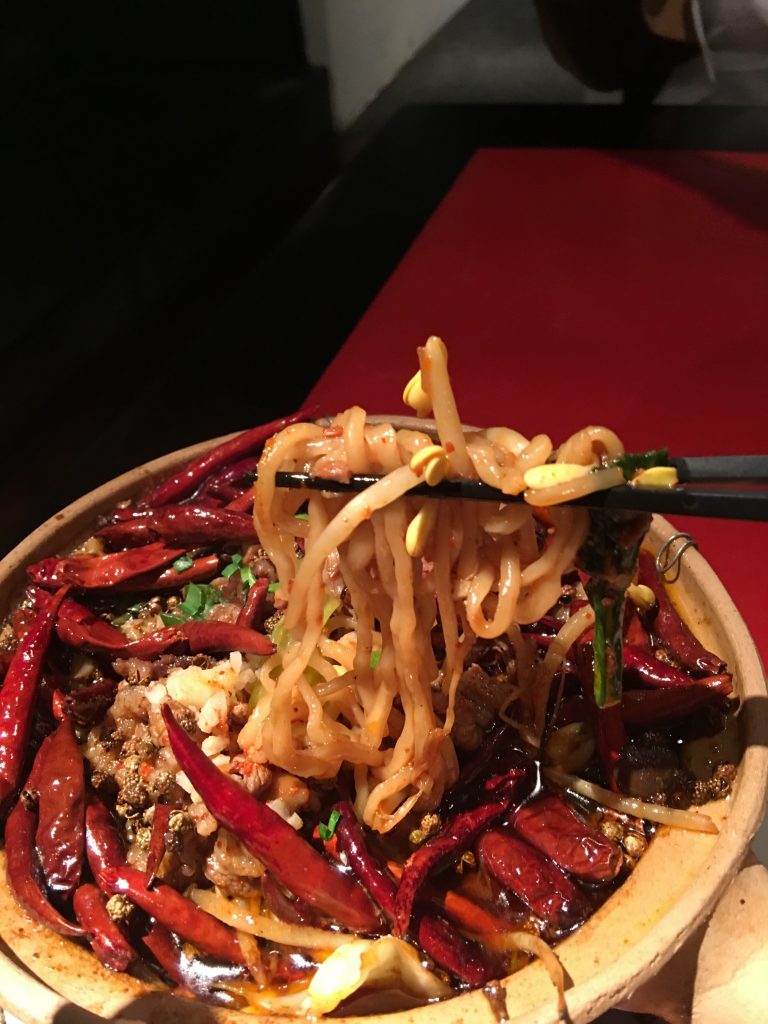 高嶋政宏,虎萬元,牛肉土鍋麺,東京,東京,表参道,青山,
