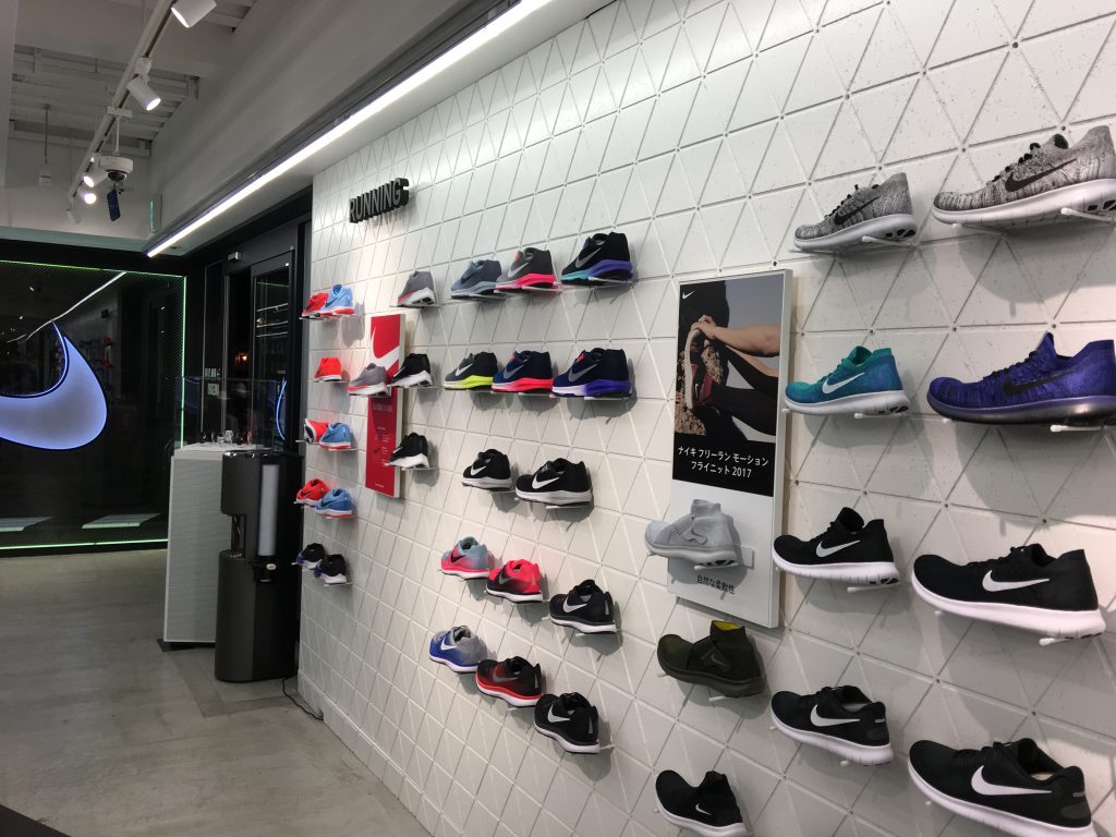 ランニング,フルマラソン,シューズ,nike,ペガサス,ナイキ,中目黒