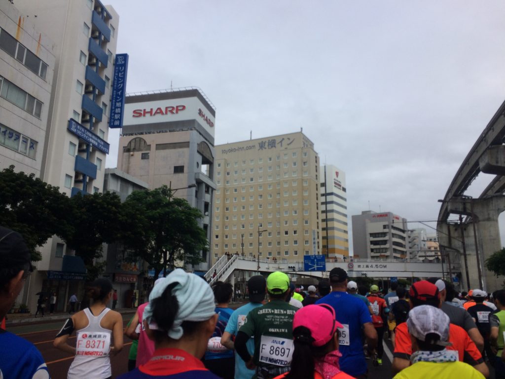 那覇マラソン,那覇,沖縄,ゆいレール,フルマラソン,マラソン,ランニング