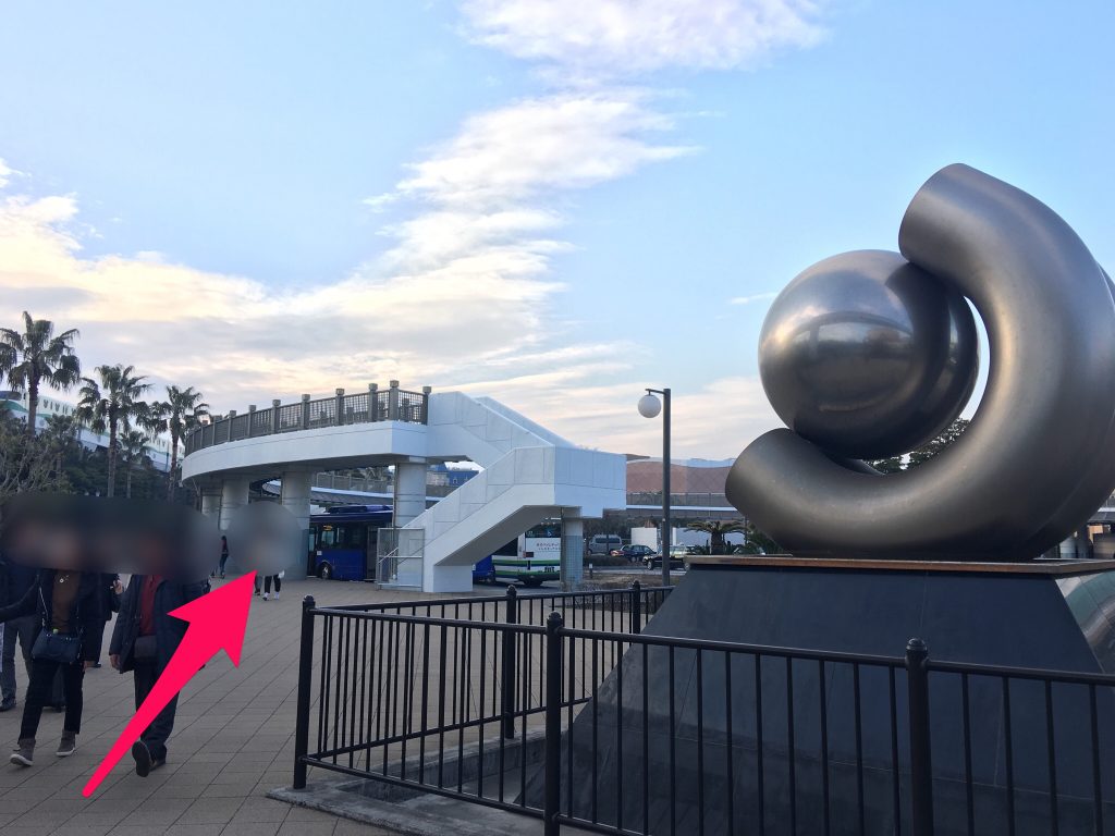 舞浜,ディズニーランド,ヒルトン東京ベイ,ストロベリーフィールド,バス停,アクセス,シャトルバス