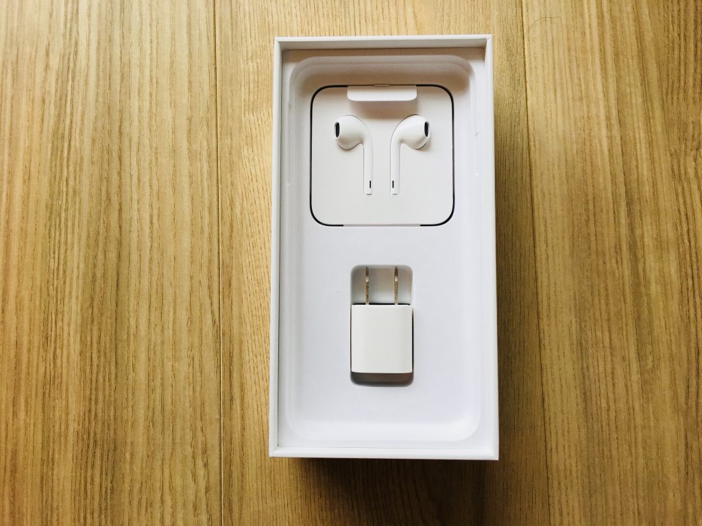 ,Airpods,iPhone6splus,iPhoneXsMax,iPhone,アップル,使い勝手,レビュー,Apple,FaceID