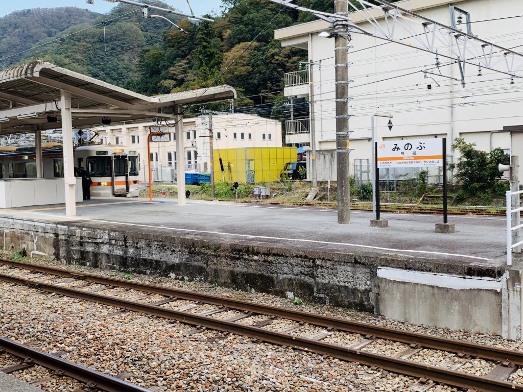 ゆるキャン,ゆるキャン△,本栖高校学園祭,秘密結社ブランケット音楽祭,身延町,山梨,聖地巡礼,