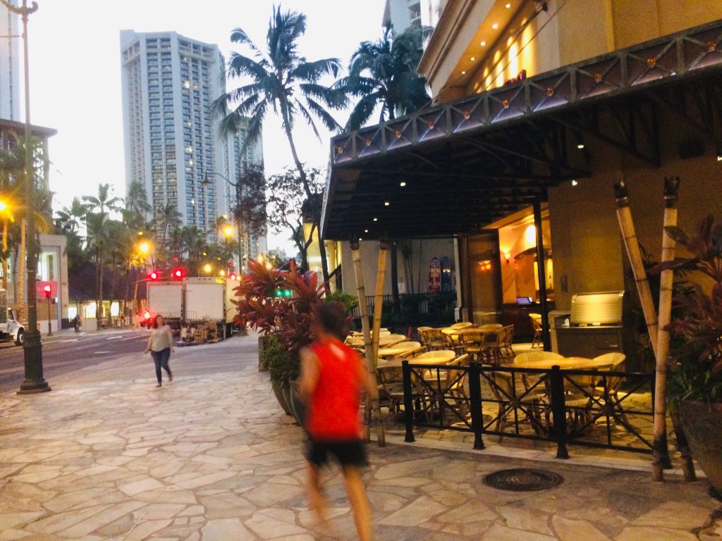 ハワイランニング,ホノルル,ラン,旅ラン,フルマラソン,ハワイ移住,ハワイライフ,Hawaii,ハウツリーラナイ,エッグベネディクト